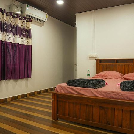 White Sand Beach Stay Resort Kumta Esterno foto
