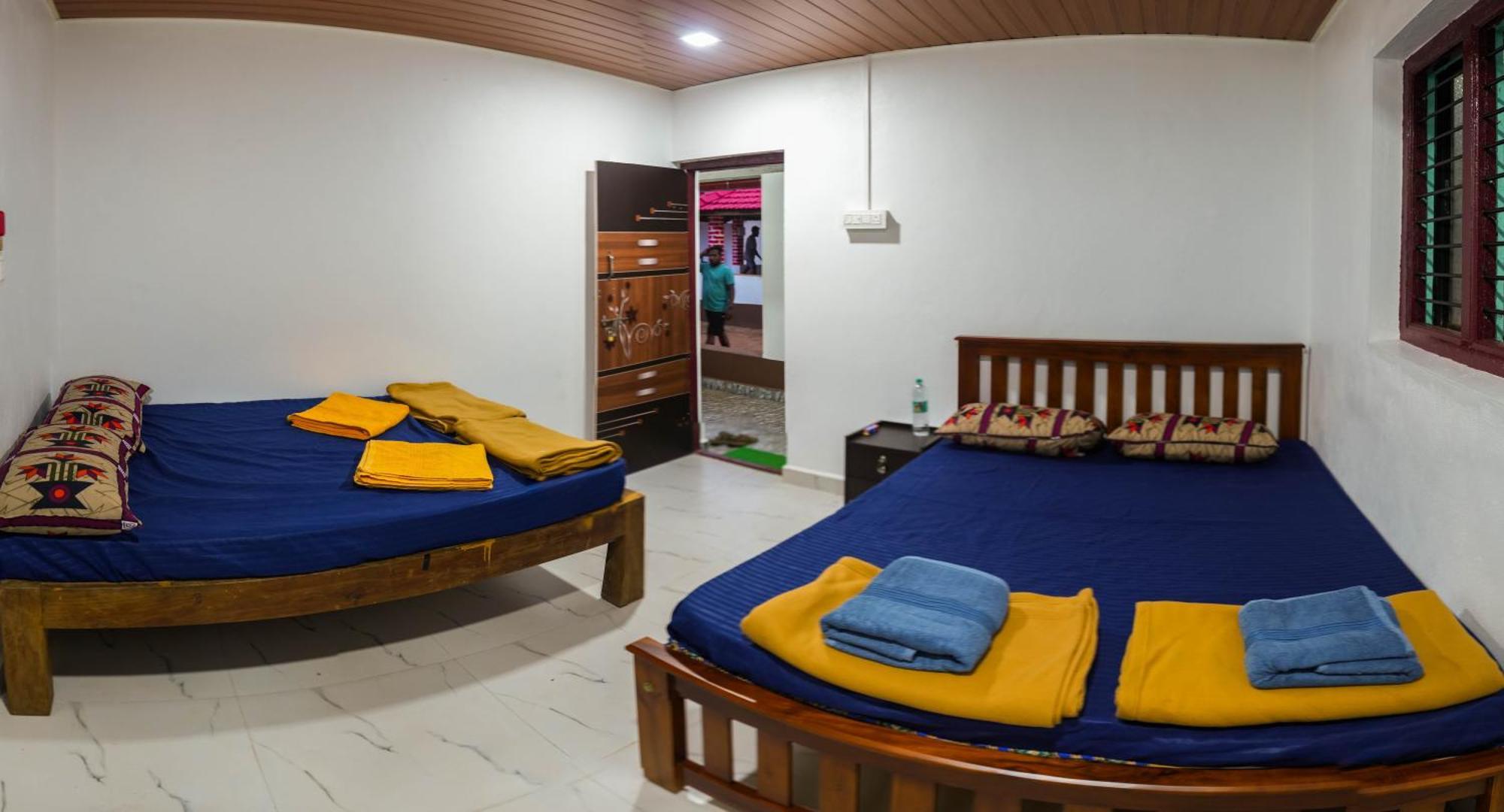 White Sand Beach Stay Resort Kumta Esterno foto
